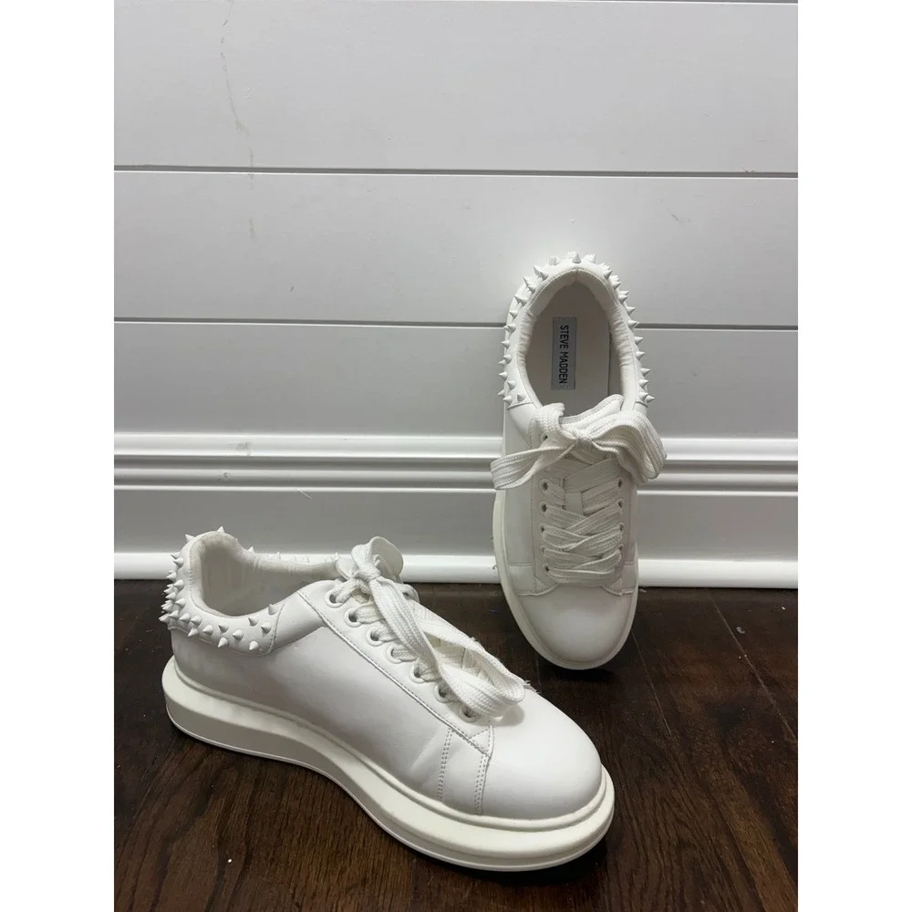 Steve Madden Mens Sz 10M Frosting White Spike Shoes